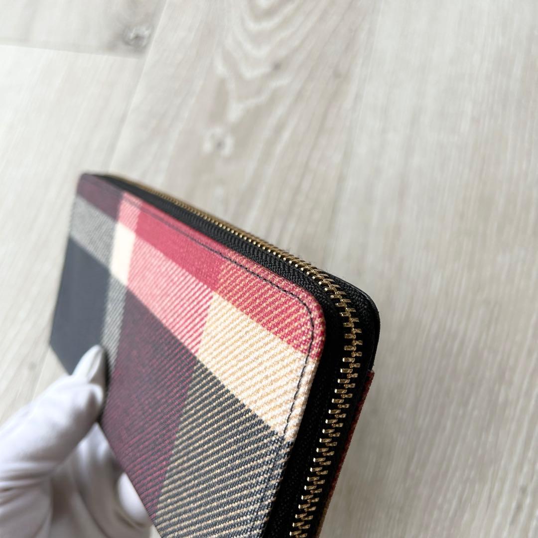 【美品】ブルーレーベルクレストブリッジ 長財布 ラウンドファスナー チェック黒赤