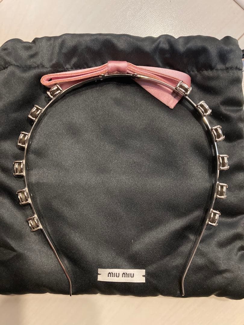 MIU MIU リボン付きクリスタルカチューシャ