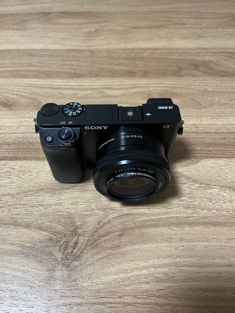 【美品】SONY α6000 ILCE-6000Y-B ダブルズームレンズキッド