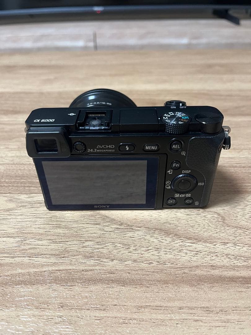 【美品】SONY α6000 ILCE-6000Y-B ダブルズームレンズキッド