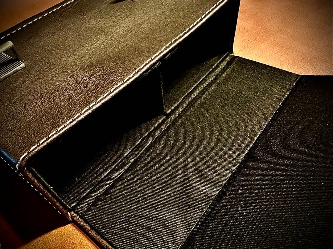 Pvt.Workshop極 本革デッキケース　ダークブラウン