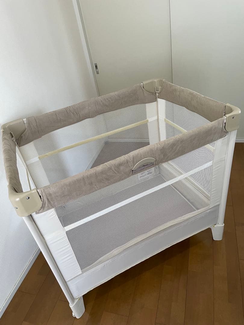 アップリカ　ココネルエアープラス　シュークリーム