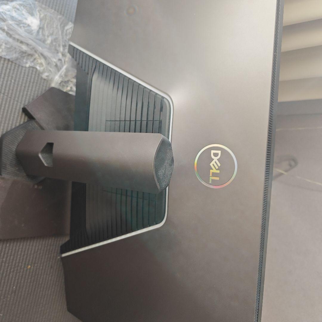 ディスプレイ・モニター本体 Dell g3223q 4k 144hz