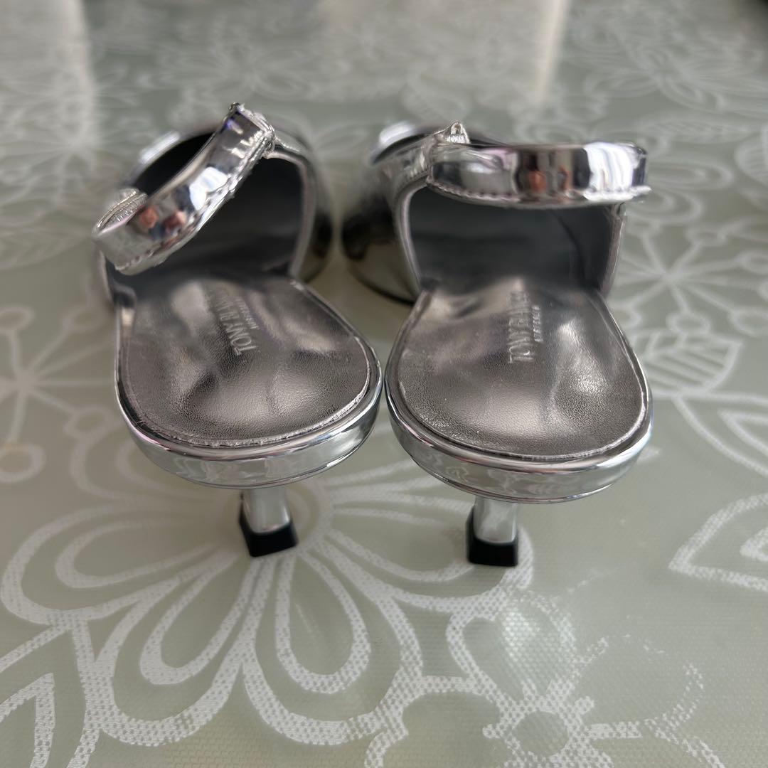 【ｎ】TONY BIANCOストラップパンプスミュールシルバー