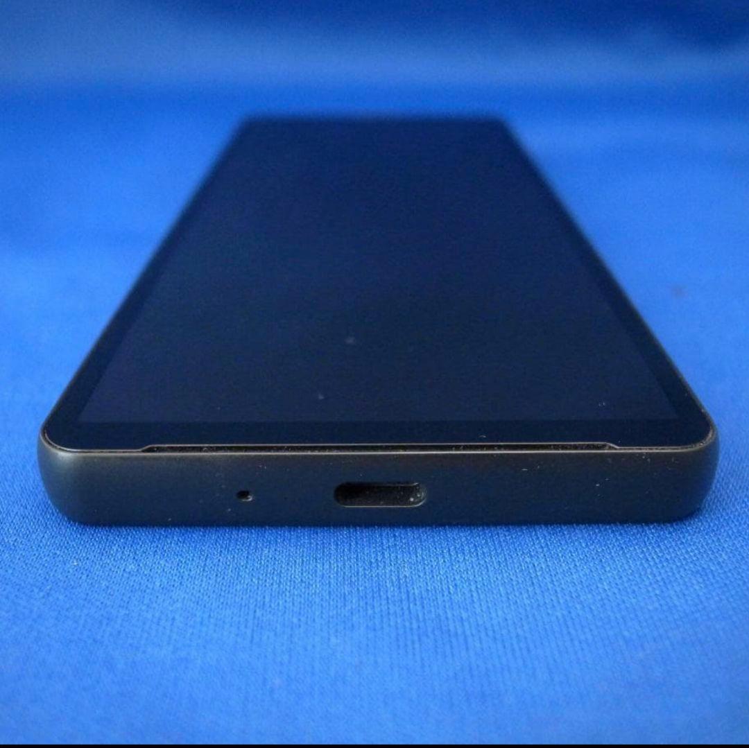 SONY Xperia 10 VI 本体 スタイルカバー付き