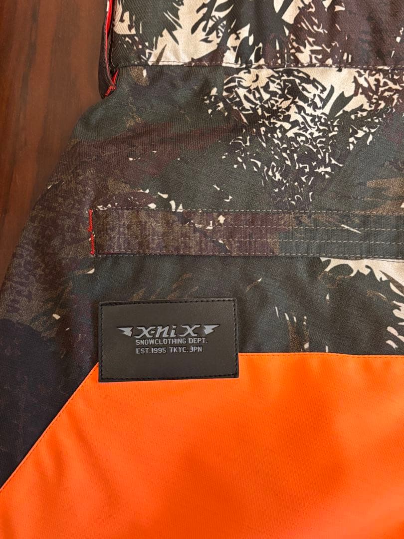 エクスニクス　スキーウェア
