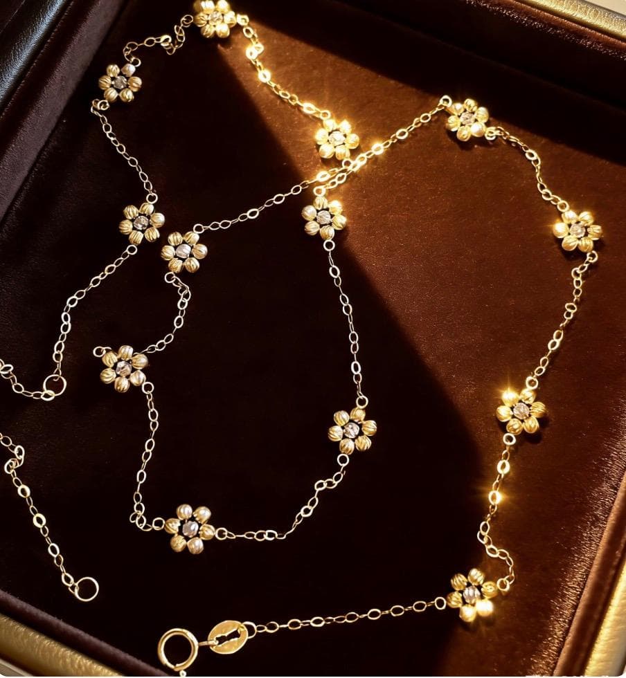 K18YG お花 ステーションネックレス フラワーチャーム 18k WG