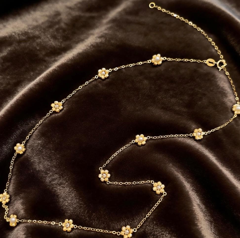 K18YG お花 ステーションネックレス フラワーチャーム 18k WG