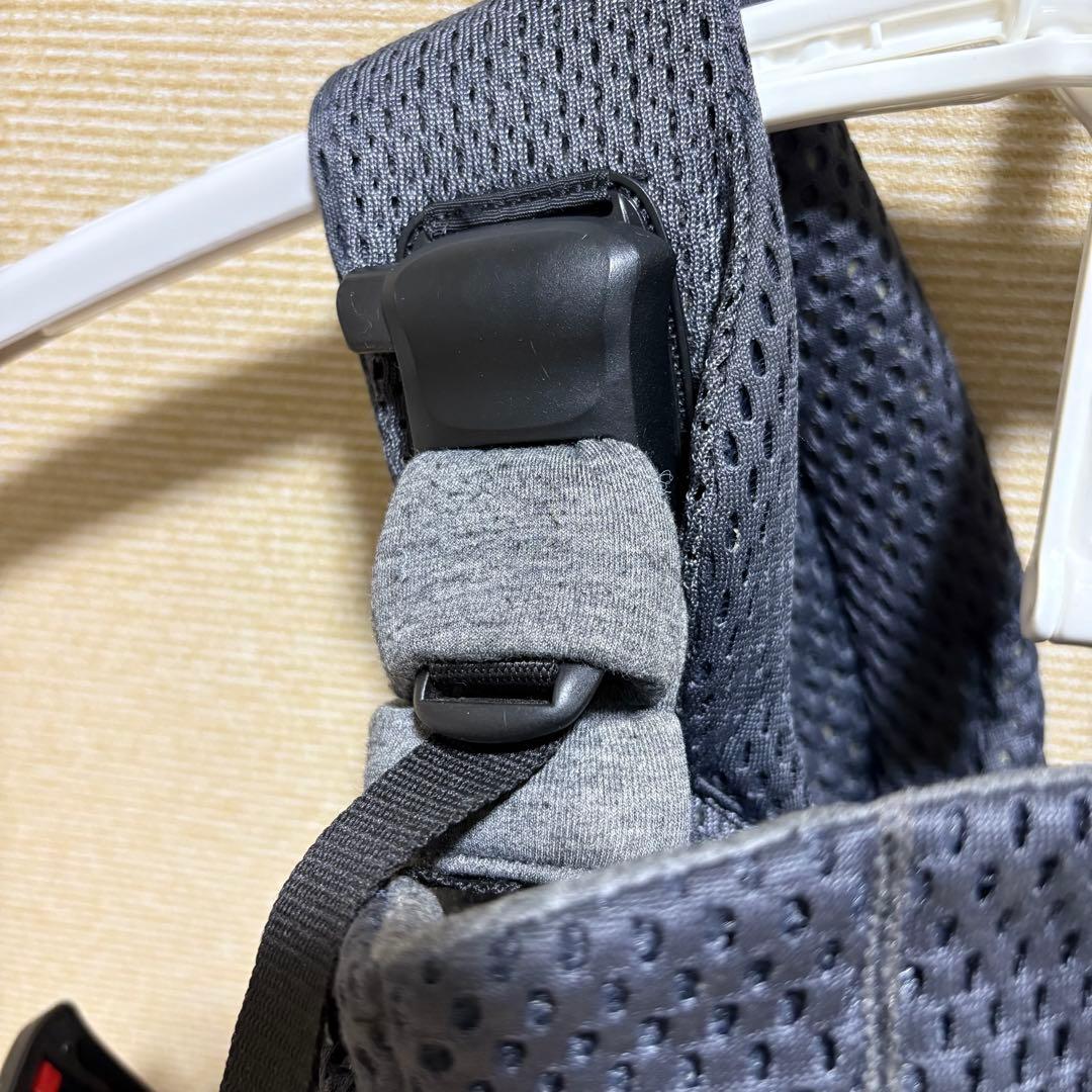 ベビービョルン ハーモニー ダークグレー メッシュ 抱っこ紐
