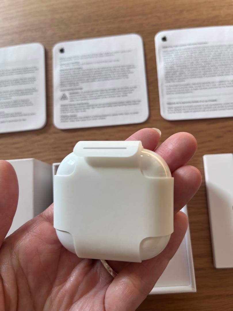 【新品】AirPods 4 本体 アクティブノイズキャンセリング