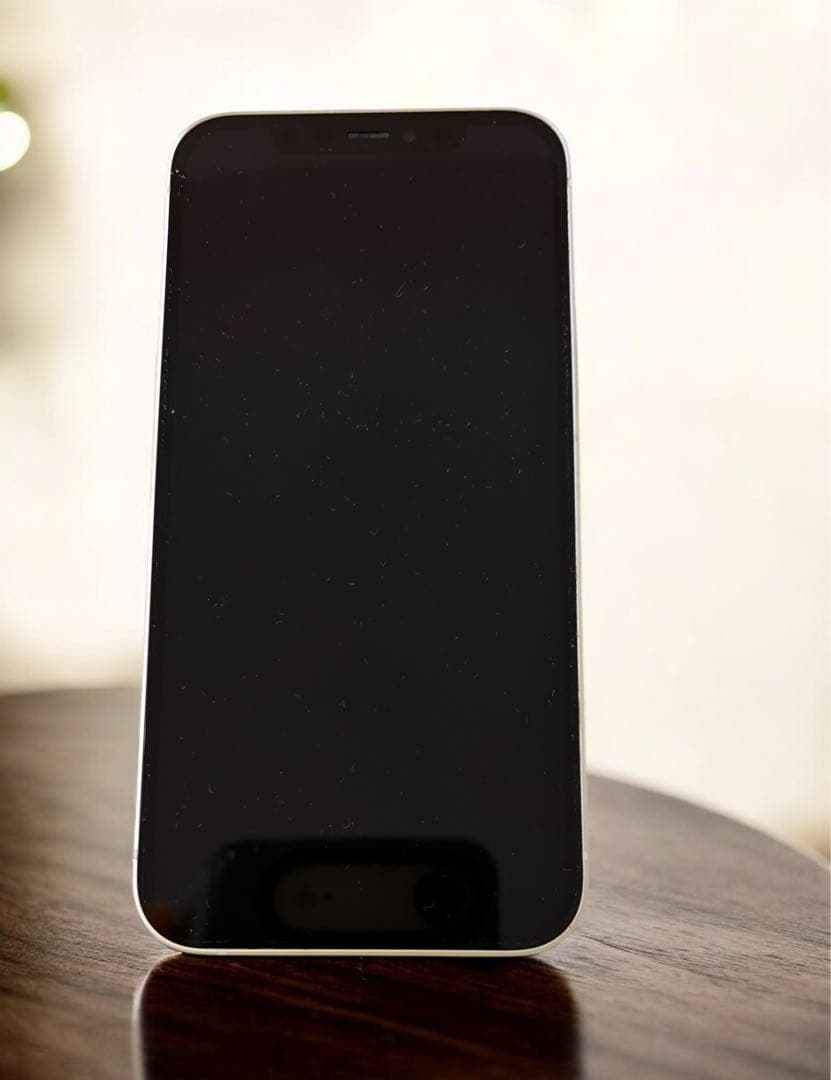Apple iPhone 12 ホワイト 本体　極美品