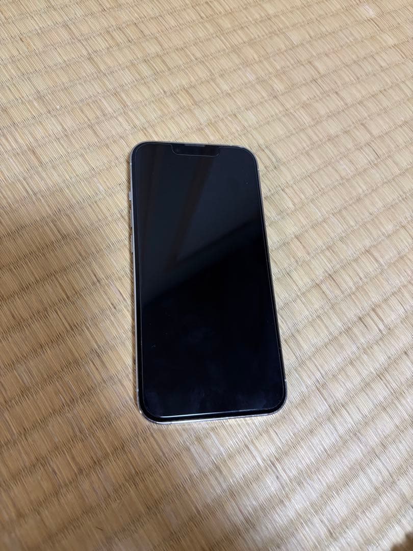 Apple iPhone 13 Pro シルバー 本体 値下げ中