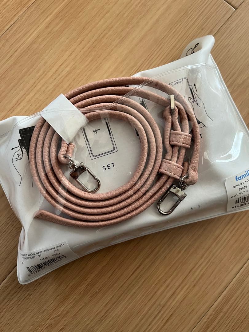 familiar マルチケース　M 新品　ファミリア ajewコラボ