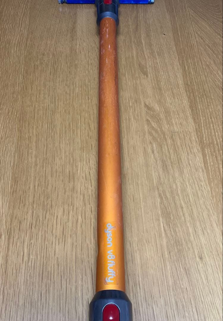 ダイソン　Dyson v8 fluffy