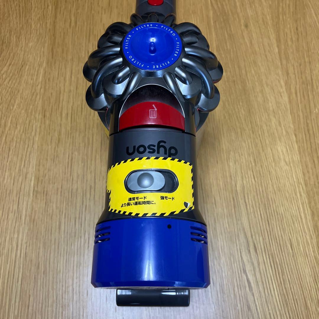 ダイソン　Dyson v8 fluffy