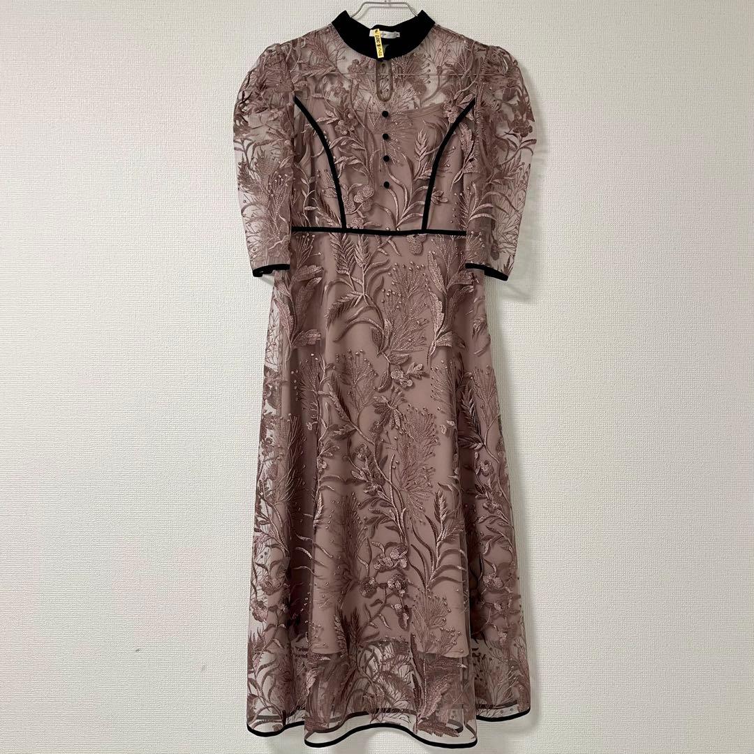 【LEJA】花柄刺繍レースワンピース