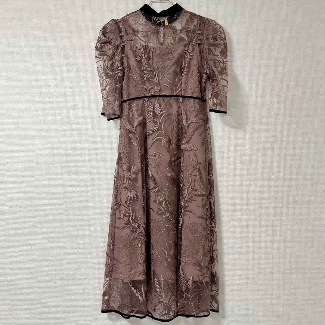 【LEJA】花柄刺繍レースワンピース