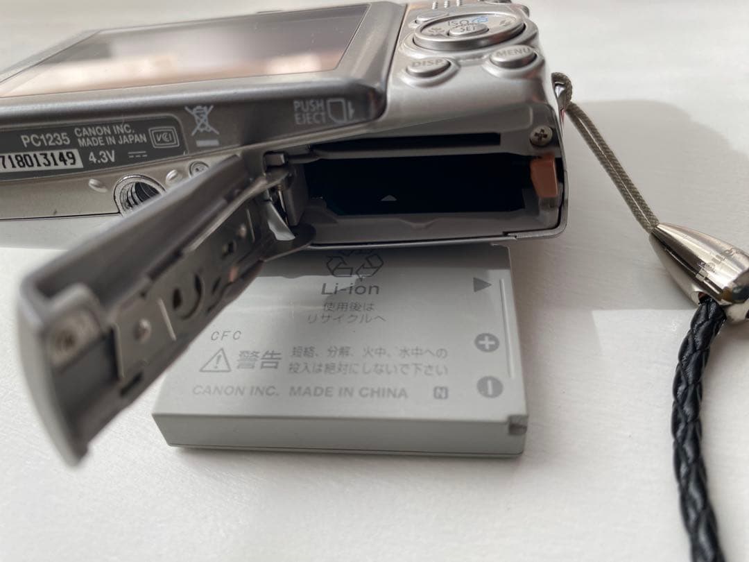 Canon IXY DIGITAL 810IS コンパクトデジタルカメラ　中古品