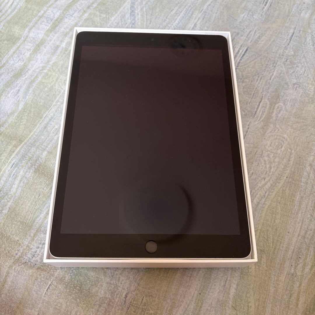 Apple iPad 第9世代 64G SIMフリー