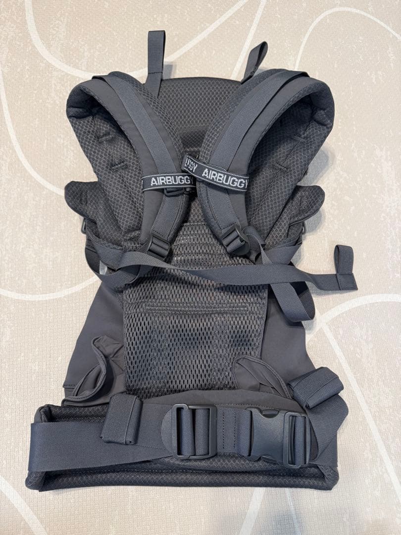 AIRBUGGY A.B.C. COMFO 抱っこ紐　未使用　最新モデル