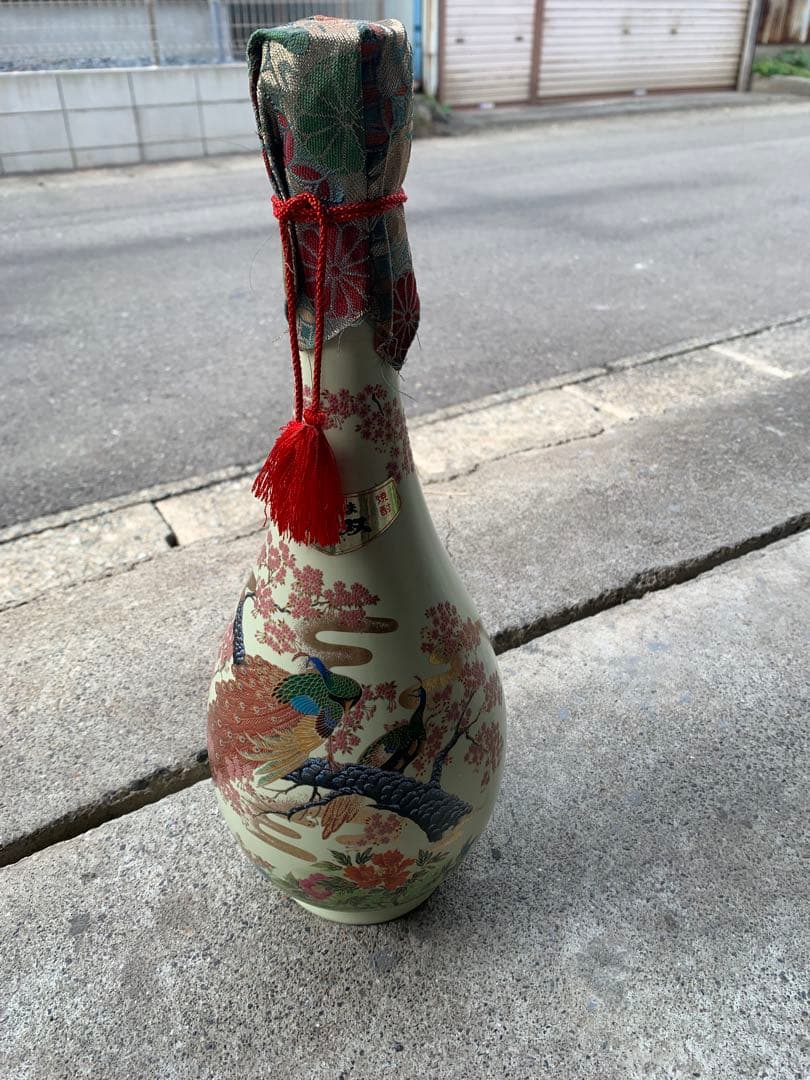 さつま無双いも焼酎薩摩焼ボトル1800ml25度鶴首 内容量(ml)1800