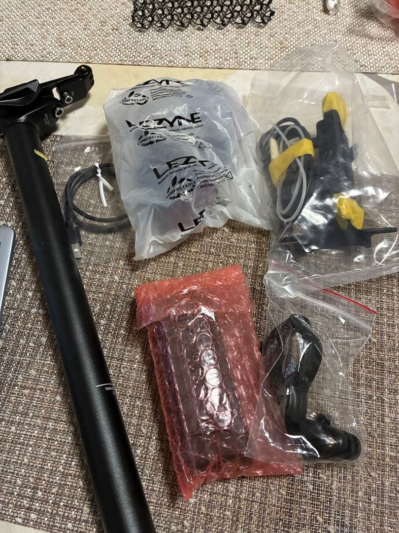 キャノンデール　スマートセンス　専用シートポスト(新品未使用)