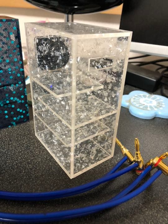 卓士小型スピーカー