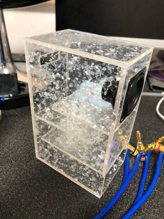 卓士小型スピーカー