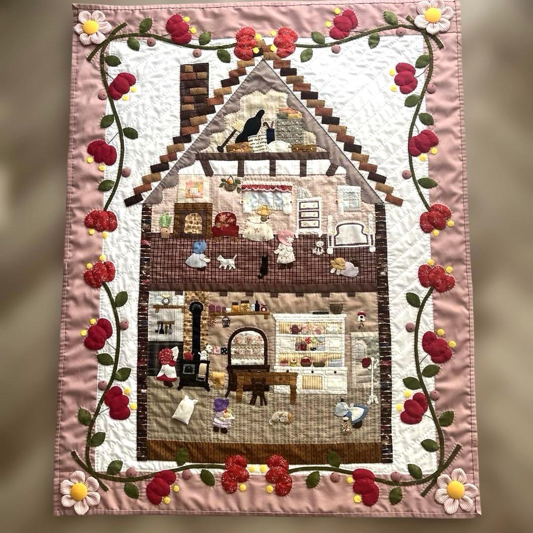 パッチワークタペストリー　ハウスのキルト