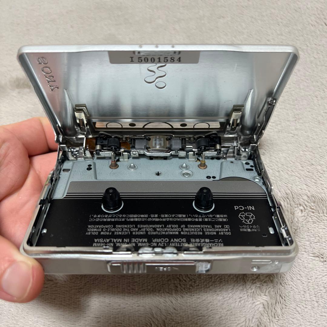 ポータブルプレーヤー SONY WALKMAN WM-EX2000