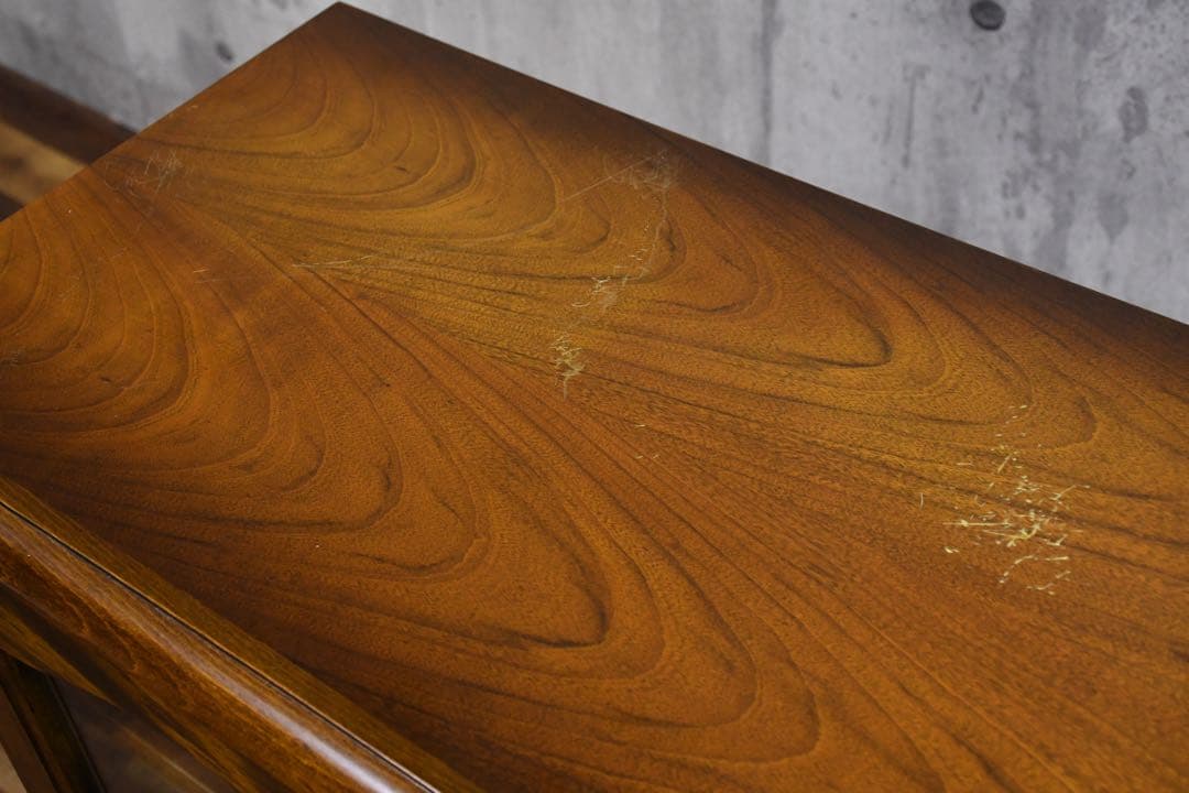 EGK37 カリモク コロニアルシリーズ キャビネット サイドボード ガラス