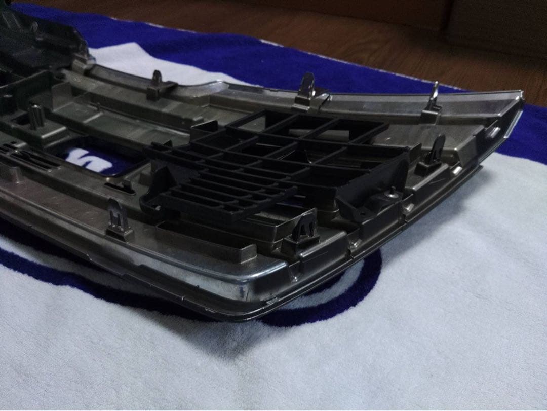 M900A ルーミーカスタム　フロントグリル