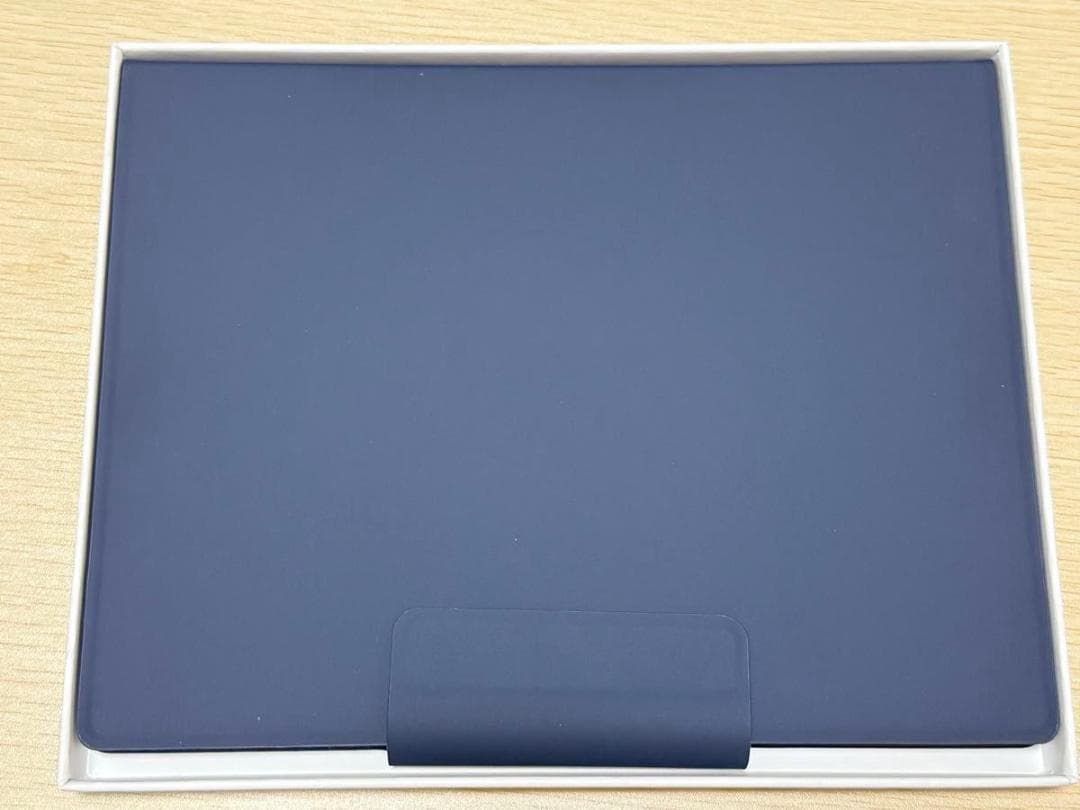 Bigme B1051C（純正カバー・別売キーボード付）