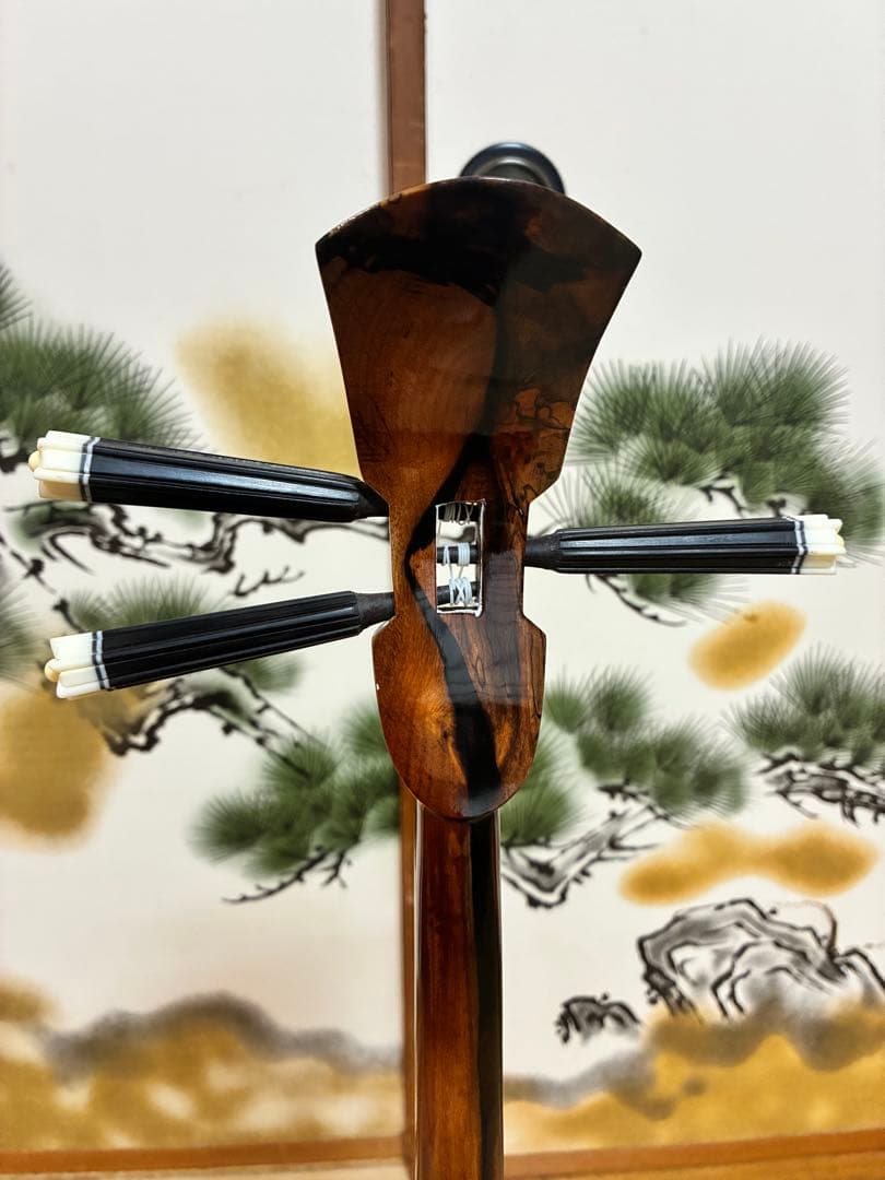 沖縄三線　エーマクルチ　本蛇皮一枚張り！