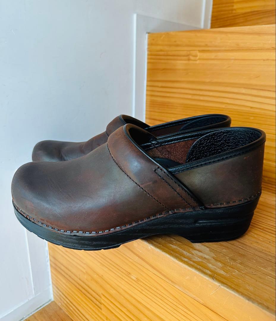 dansko PROFESSIONAL OILED 38(24〜24.5㎝)