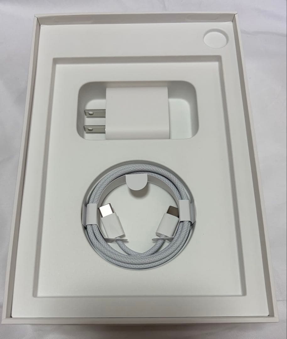 P*i様 iPad mini 7 128GB スターライト Wi-Fiモデル