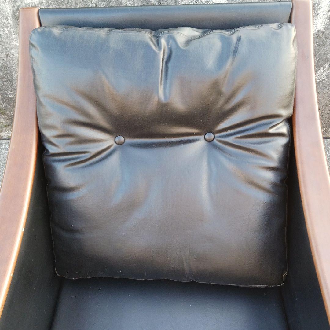 富士ファニチア　一人掛けソファー　①