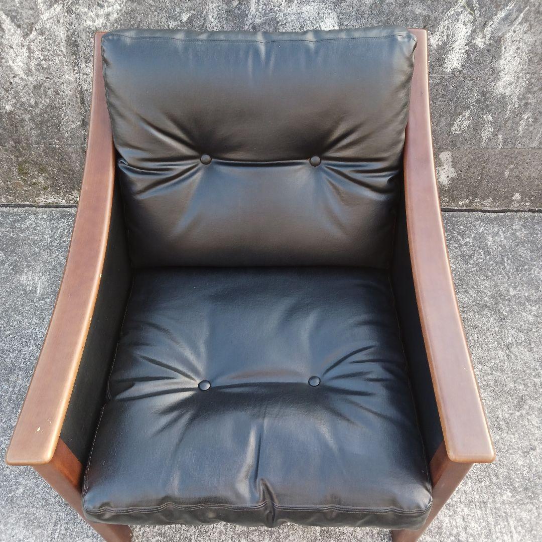 富士ファニチア　一人掛けソファー　①