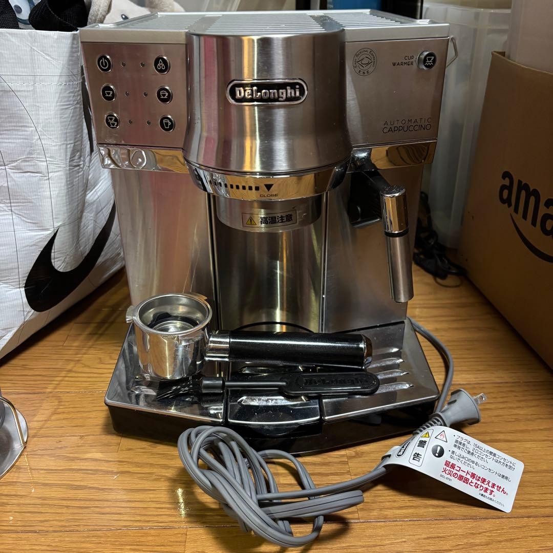 デロンギ(DeLonghi)エスプレッソ・カプチーノメーカー EC860M