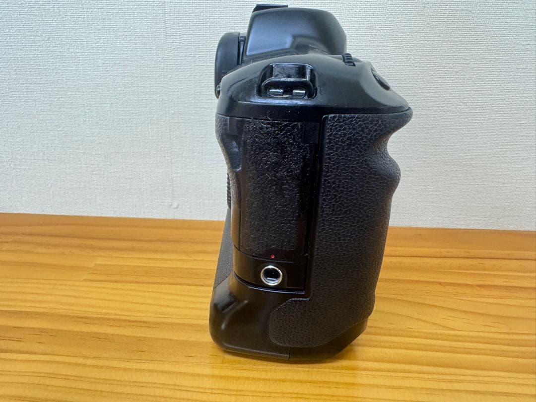 Canonキャノン EOS-1N HS フィルムカメラボディ　動作品