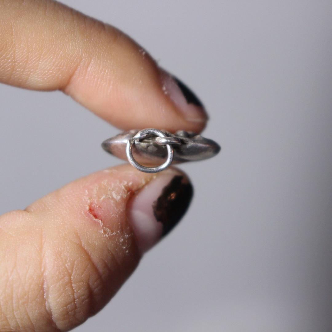 40s　スウィートハートジュエリー　WW2　シルバー　チャーム　渦巻　波