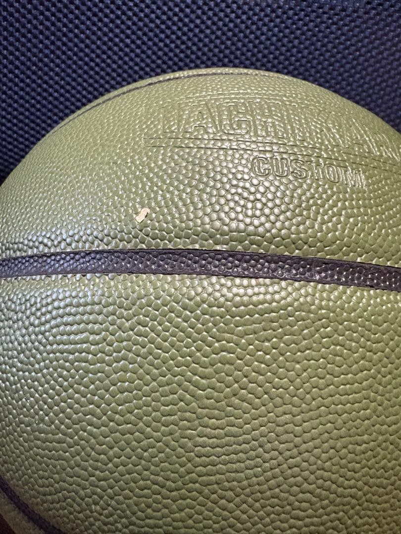 （値下げ可）ballaholic バスケットボール オリーブグリーン