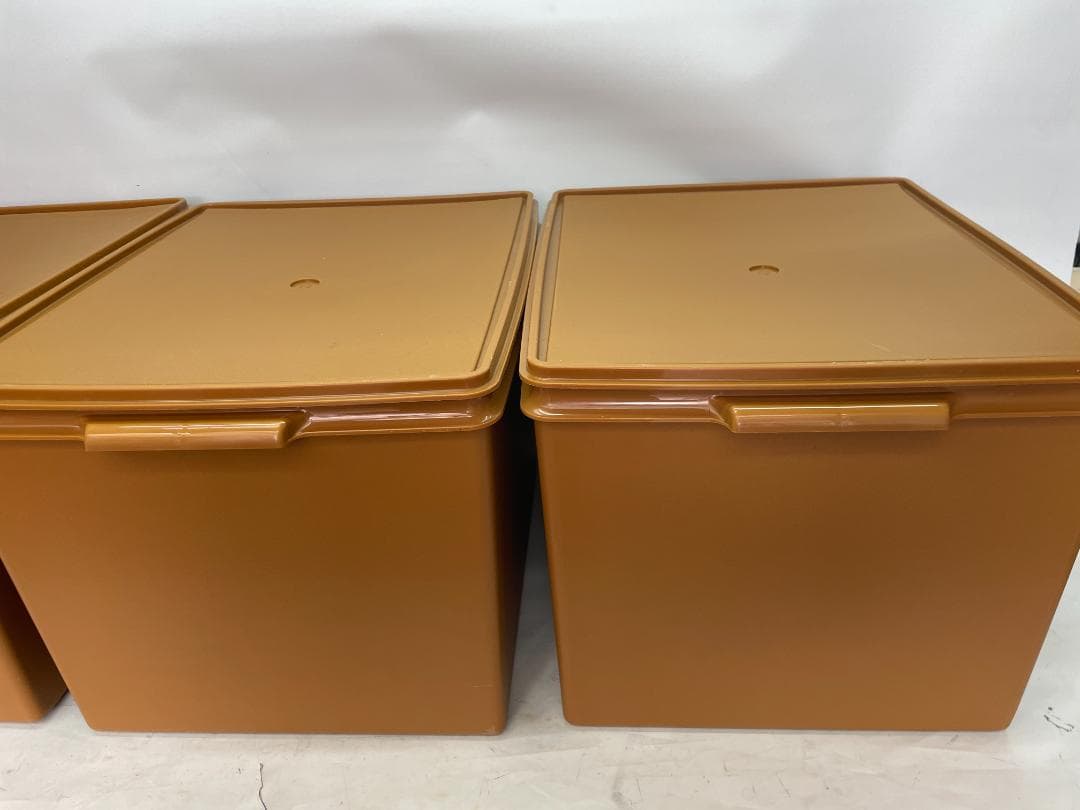 ウルトラディープ　スーパーケース　タッパーウェア　茶3黒1 06c06