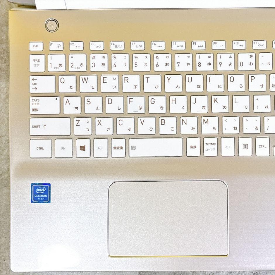 ほぼ美品✨おしゃれゴールド❣快適SSD✨カメラ付き フルHD 薄型 Win11