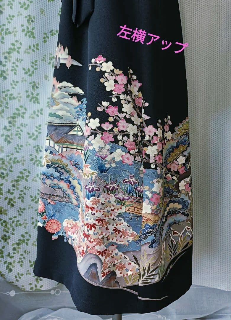 優しい柄♦♦️黒留袖ドレス♦友禅風・正絹・後ろホック【フリーサイズ】着物リメイク