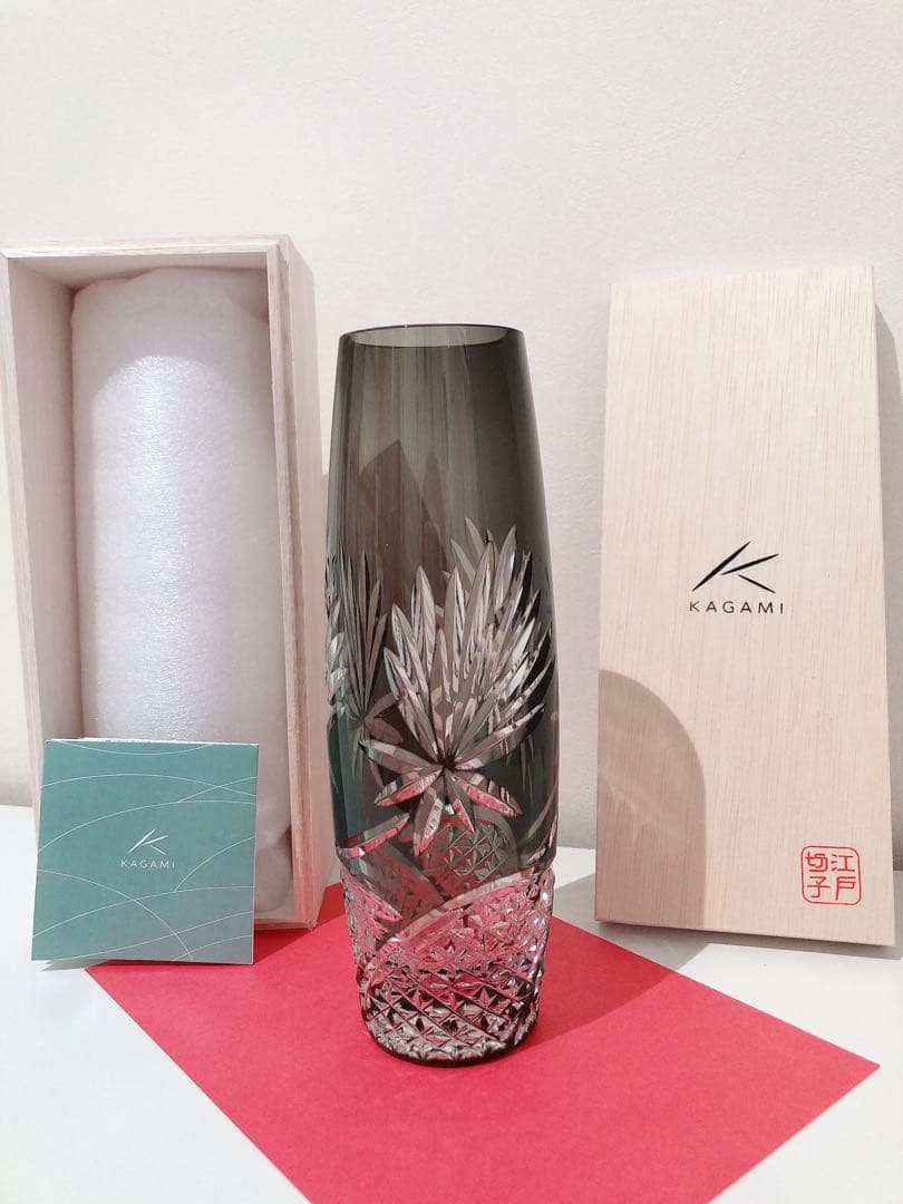 【新品未使用】KAGAMI カガミクリスタル　一輪挿 一輪挿し　花瓶　月下美人