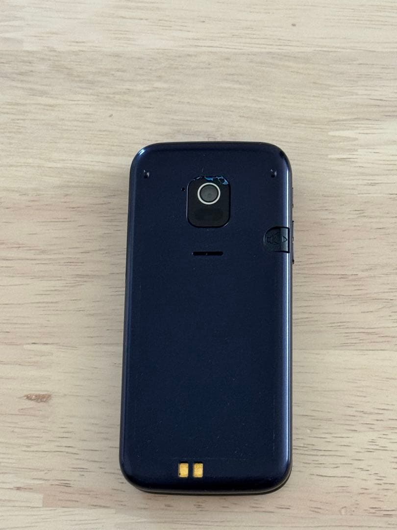 アップロード　docomo らくらくホン F-02J ネイビー