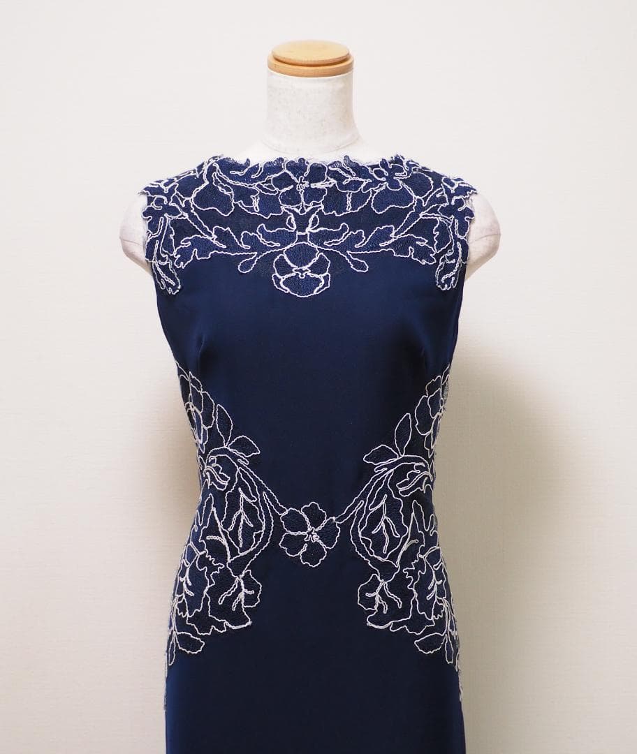 TADASHI SHOJI　ロングフォーマルドレス　「８ 」/ １１号程度