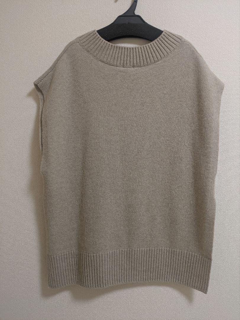 【新品】IENA ベージュ ニットベスト