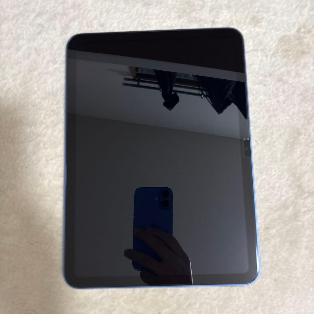 し*う様 【美品】iPad A16本体（11世代）+ケース